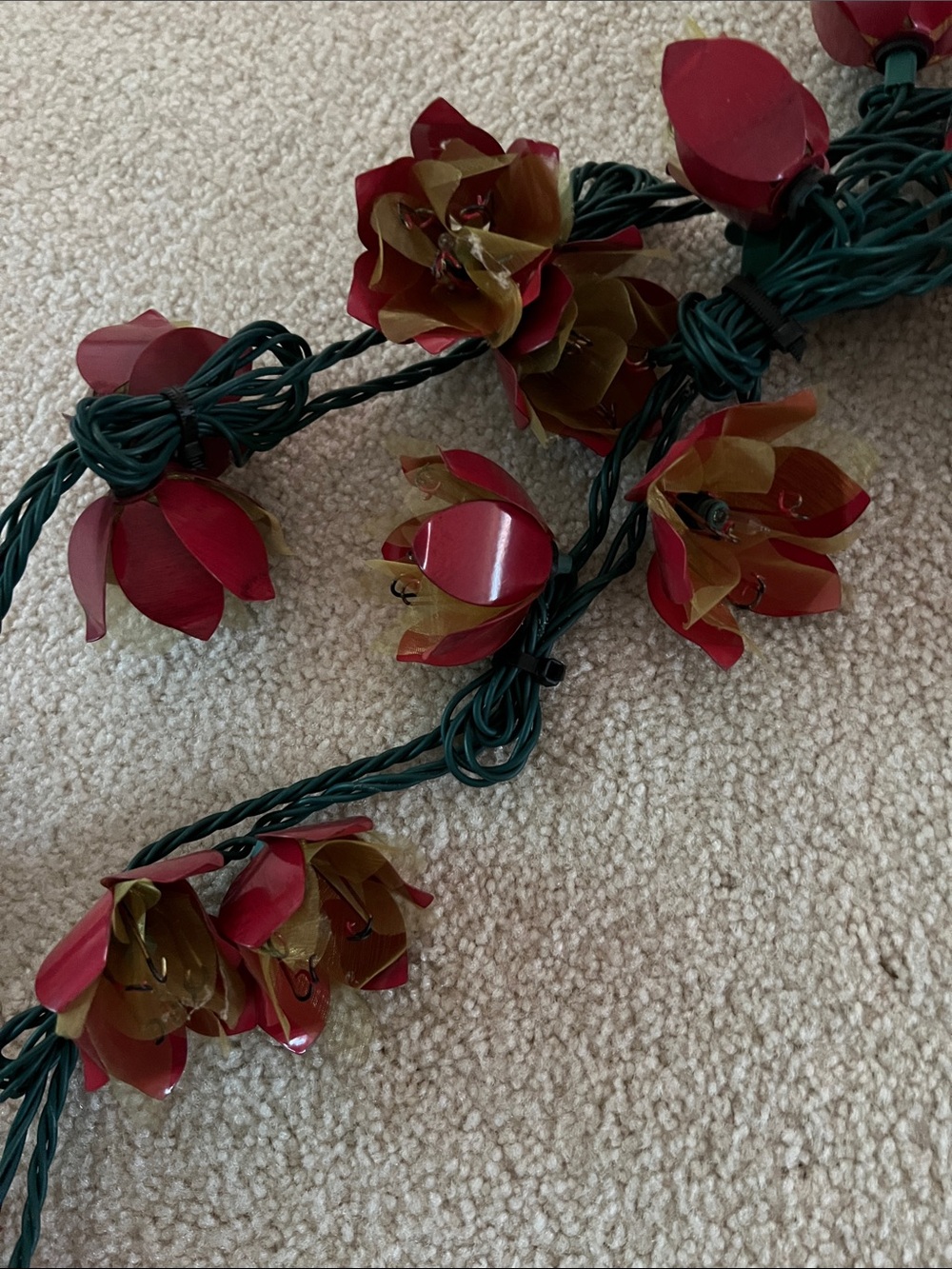 Red Flower String Lights - brand new - Picture 2 of 6